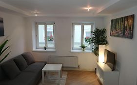 Sankt-Nikolaus Old Town Apartment